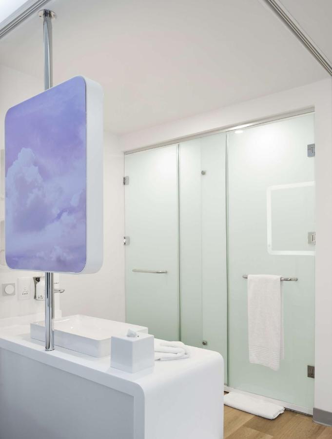 Yotelair Istanbul Airport, Duty Free - International Transit Area Zewnętrze zdjęcie