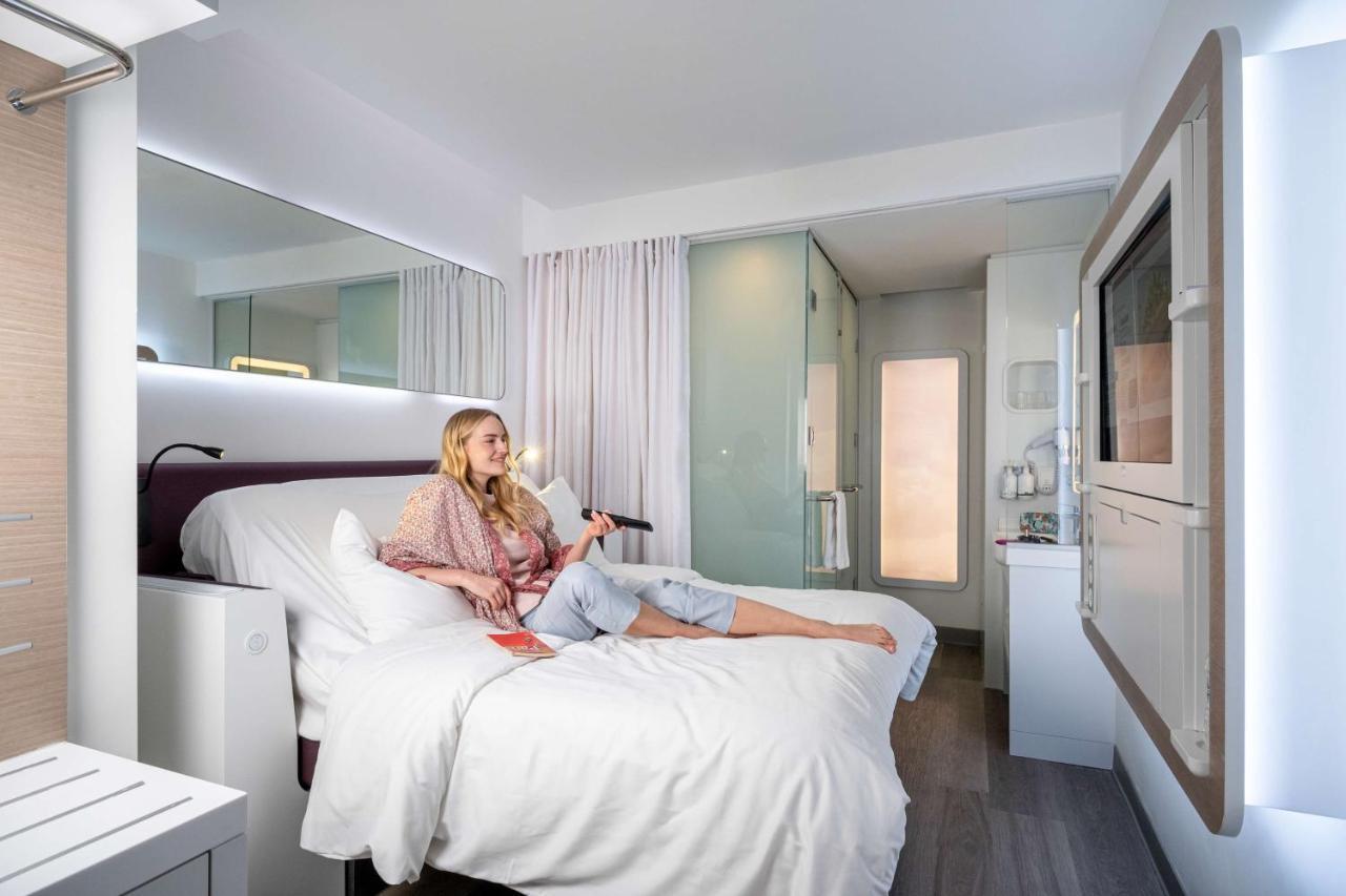 Yotelair Istanbul Airport, Duty Free - International Transit Area Zewnętrze zdjęcie